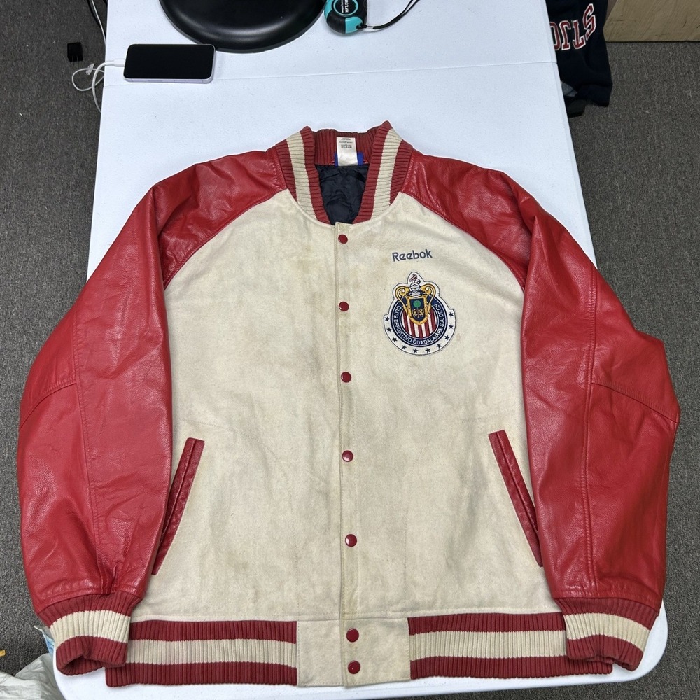 Reebok Varsity Jacket Mens XL Red Cream Chivas Guadalajara Embroidered Snap